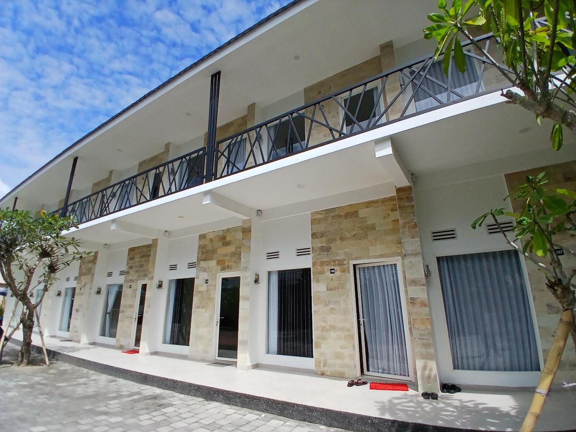 Zavana Rooms & Restaurant Tanjungkarang المظهر الخارجي الصورة