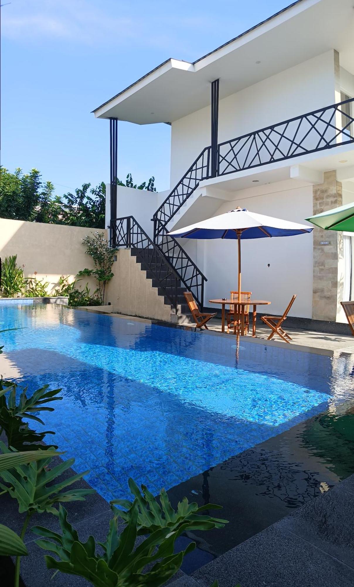 Zavana Rooms & Restaurant Tanjungkarang المظهر الخارجي الصورة