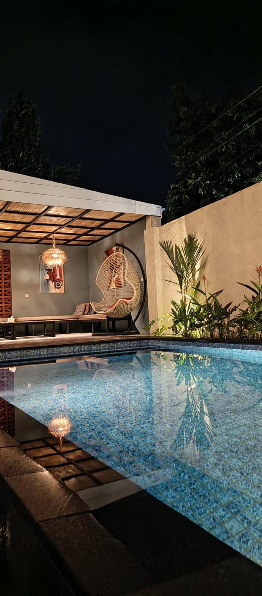 Zavana Rooms & Restaurant Tanjungkarang المظهر الخارجي الصورة
