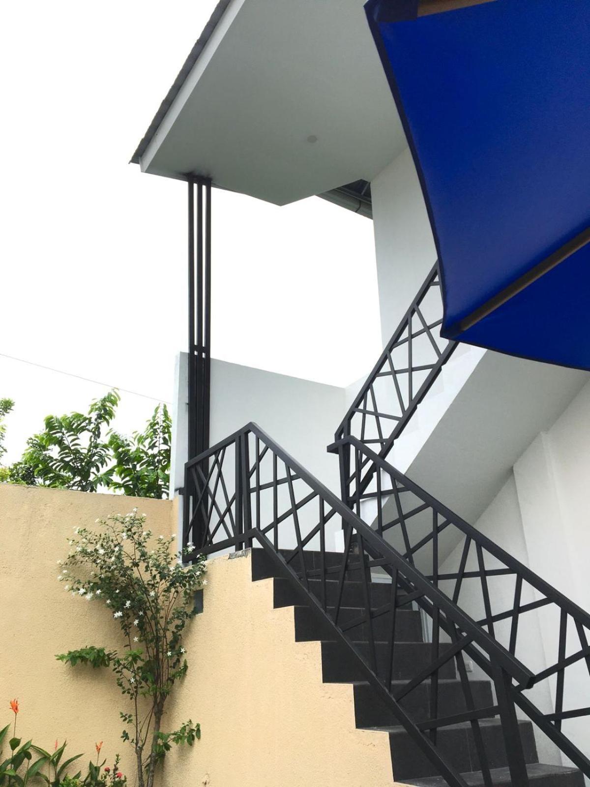 Zavana Rooms & Restaurant Tanjungkarang المظهر الخارجي الصورة
